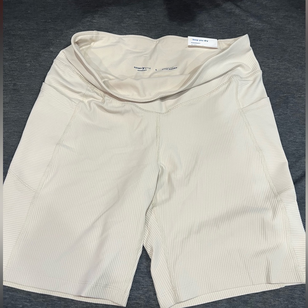 Old Navy Active High Rise Biker Shorts 8”